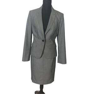 Express Design Studio, 2 Piece set, skirt & blazer, size 8, EUC